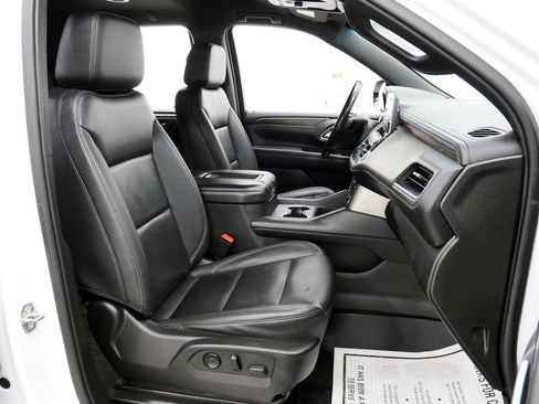 Used 2022 Chevrolet Tahoe Z71 AWD/4WD image 16