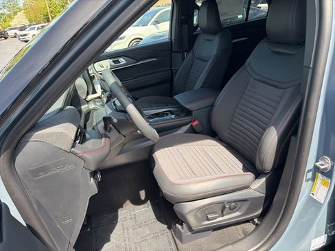 New 2026 Ford Explorer ST-Line AWD/4WD image 14