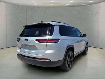 Used 2021 Jeep Grand Cherokee L Laredo