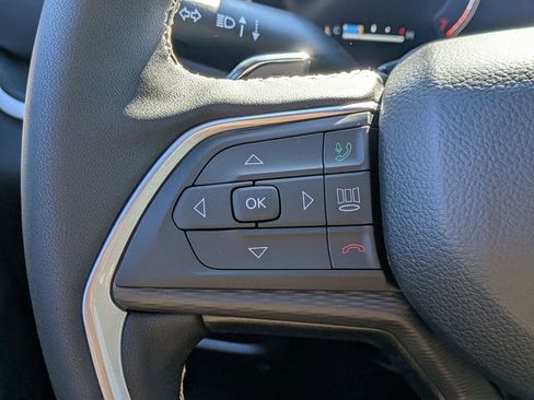 New 2025 Jeep Grand Cherokee Laredo X w/ Luxury Tech Group I image 16