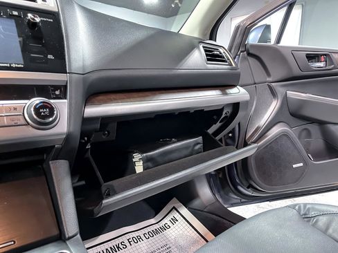 Used 2017 Subaru Outback 2.5i Limited image 31