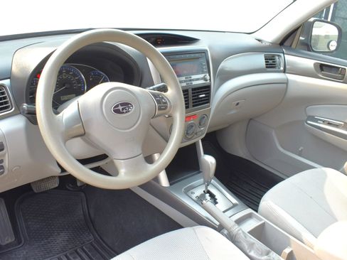 Used 2011 Subaru Forester 2.5X w/ Alloy Wheel Value Pkg AWD/4WD image 3