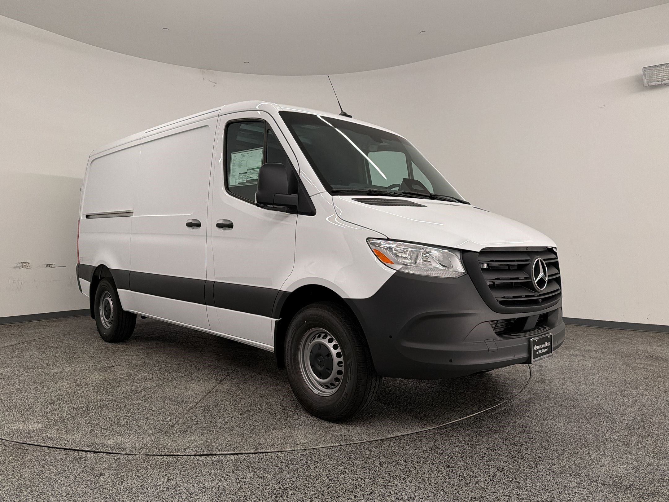 Used 2026 Mercedes-Benz Sprinter 2500 image 6