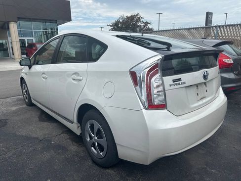 Used 2013 Toyota Prius Four FWD image 10