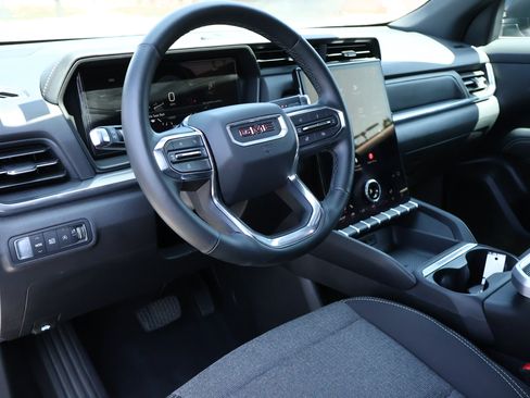 Used 2026 GMC Terrain Elevation FWD image 3
