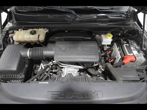 Used 2020 RAM 1500 Big Horn AWD/4WD image 21