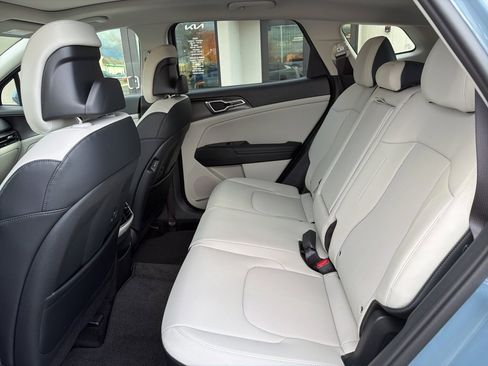 New 2026 Kia Sportage EX image 21