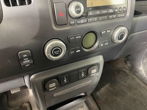 Used 2006 Honda Ridgeline RTL image 9