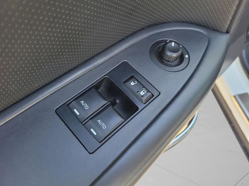 Used 2012 Dodge Challenger Rallye Redline image 29