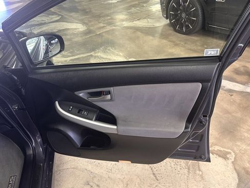 Used 2014 Toyota Prius image 14