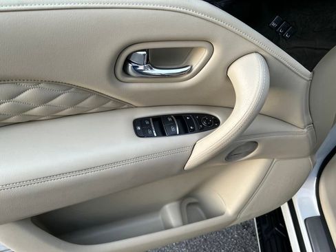 Used 2021 INFINITI QX80 Sensory w/ All-Season Package image 26