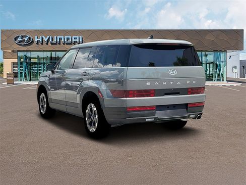 New 2026 Hyundai Santa Fe SE image 5