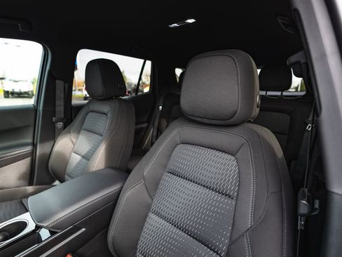 New 2026 Chevrolet Equinox LT w/ LPO, Floor Liner Package image 13