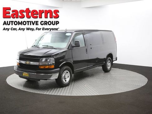 Used 2016 Chevrolet Express 2500 image 52