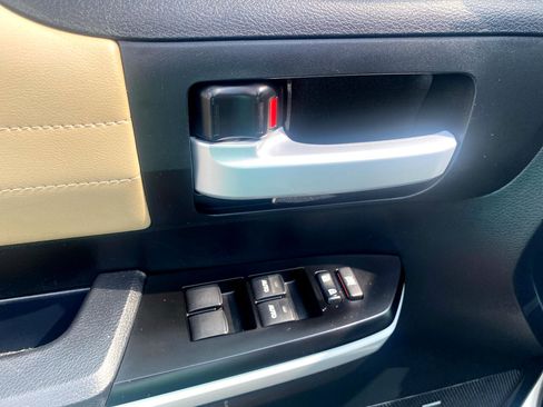 Used 2018 Toyota Tundra 1794 Edition image 12