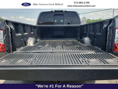 Used 2019 Nissan Titan SV w/ SV Convenience Package AWD/4WD image 27