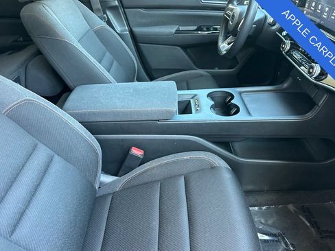 Used 2024 Honda Prologue EX image 17