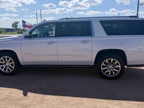 Used 2016 GMC Yukon XL Denali w/ Open Road Package image 8