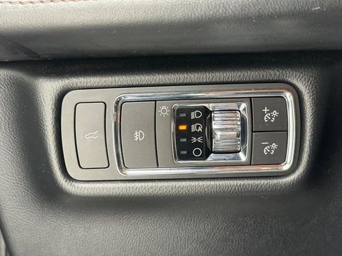 Used 2020 Lincoln Aviator Reserve w/ Equipment Group 202A image 28