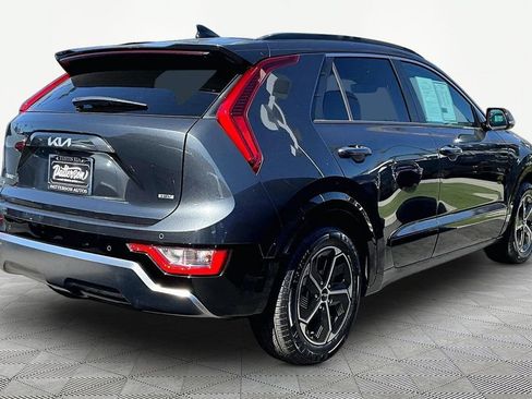 Used 2023 Kia Niro FWD image 3