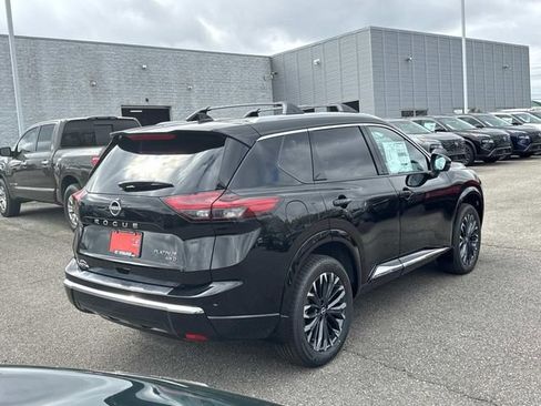 New 2026 Nissan Rogue Platinum image 4