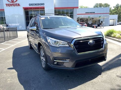 Used 2022 Subaru Ascent Touring w/ Popular Package #2A AWD/4WD image 2