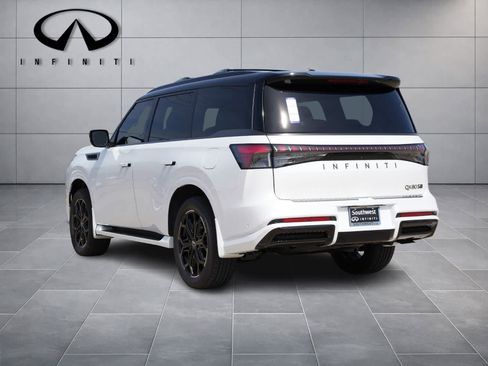 New 2026 INFINITI QX80 4WD image 5