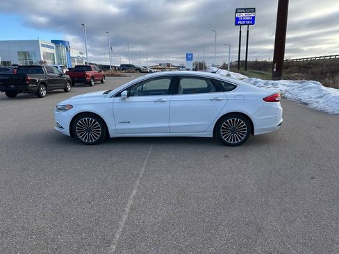 Used 2017 Ford Fusion Titanium image 13