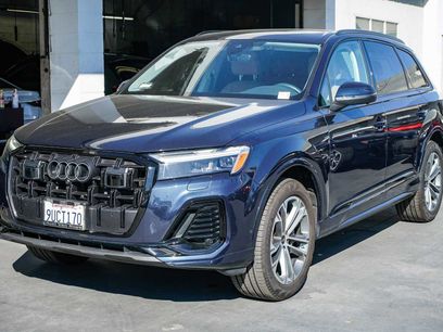 Used 2025 Audi Q7 2.0T Premium w/ Convenience Plus Package