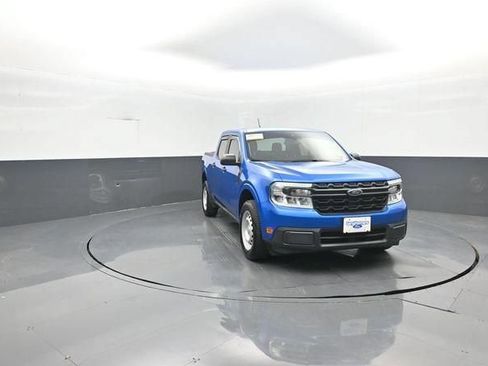 Certified 2022 Ford Maverick XL FWD image 3