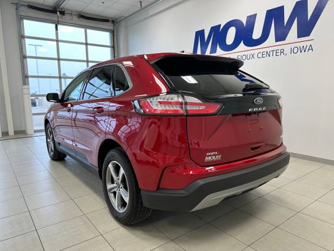Used 2023 Ford Edge SEL w/ Convenience Package image 6