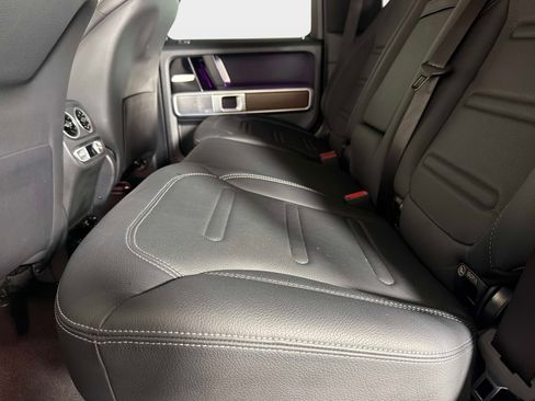 Used 2023 Mercedes-Benz G 550 image 31