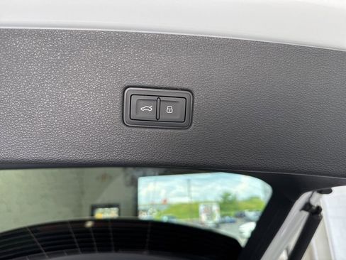 New 2025 Audi Q8 Premium Plus image 11