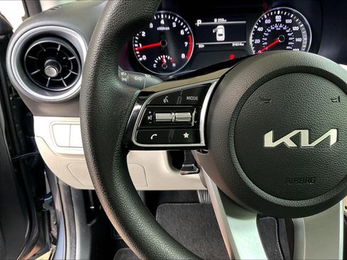 Used 2023 Kia Forte LXS FWD image 10