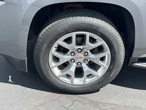 Used 2020 GMC Yukon SLE w/ SLE Value Package AWD/4WD image 30