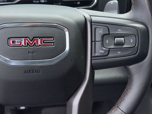 Used 2023 GMC Sierra 1500 AT4 w/ AT4 Premium Package AWD/4WD image 18