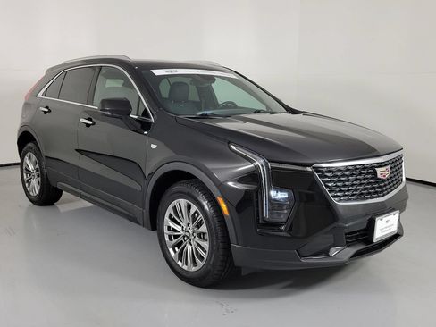 Certified 2024 Cadillac XT4 Premium Luxury AWD/4WD image 1