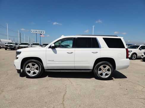 Used 2015 Chevrolet Tahoe LT w/ Luxury Package RWD image 4