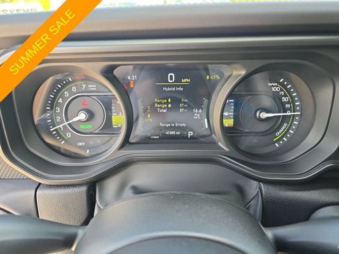 Used 2024 Jeep Wrangler Unlimited Rubicon 4xe AWD/4WD image 26