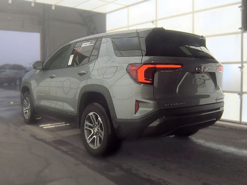 Certified 2025 GMC Terrain Elevation FWD image 4