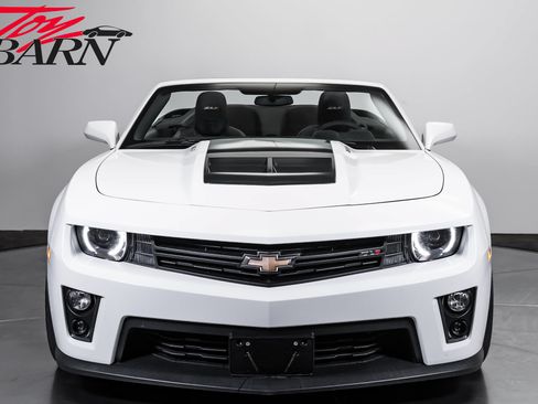 Used 2013 Chevrolet Camaro ZL1 RWD image 8