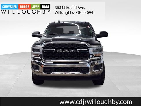 Used 2019 RAM 3500 Tradesman w/ Chrome Appearance Group image 2