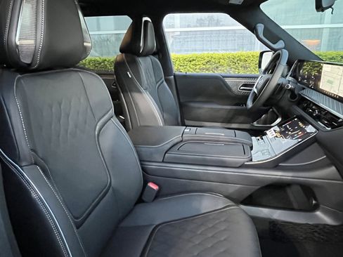 New 2026 INFINITI QX80 Autograph w/ Premium Cargo Package image 19