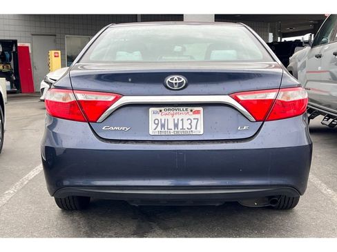 Used 2017 Toyota Camry LE image 6