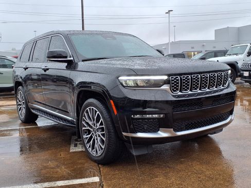 Used 2022 Jeep Grand Cherokee L Summit AWD/4WD image 2