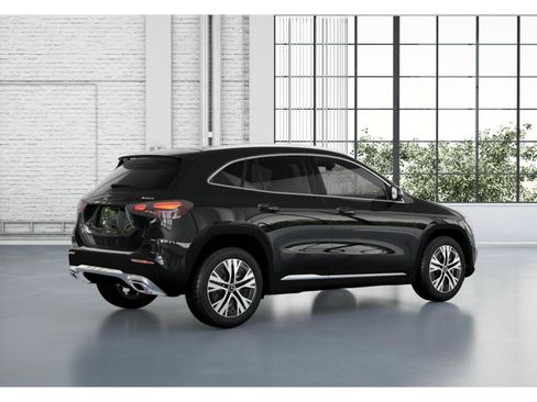 New 2026 Mercedes-Benz GLA 250 4MATIC image 20