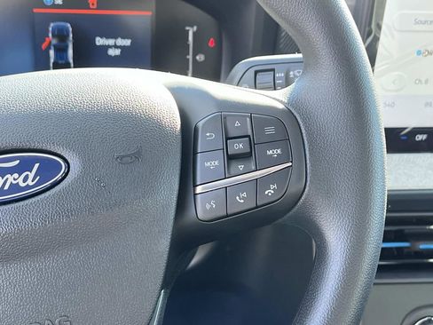 Used 2025 Ford Maverick XLT image 28