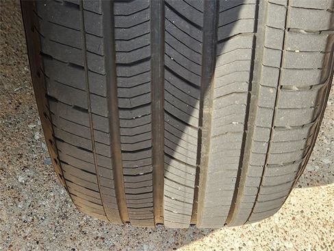 Used 2023 Jeep Grand Cherokee 4WD 4xe image 10