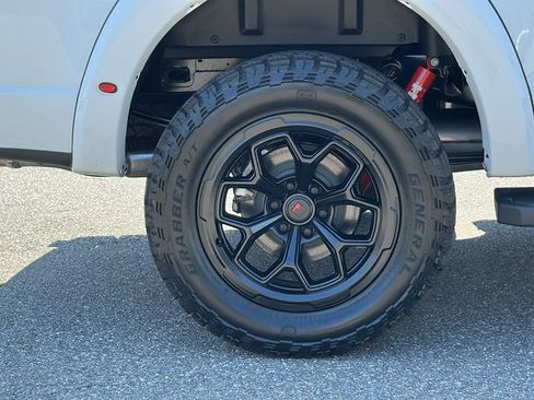 New 2025 Ford F150 Lariat w/ Equipment Group 502A High AWD/4WD image 4