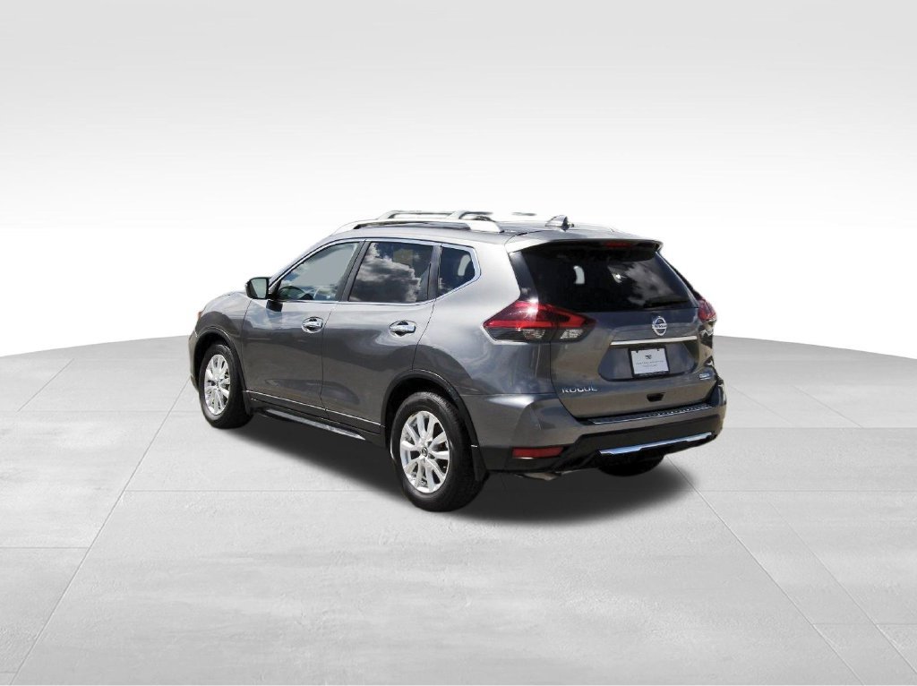 Used 2020 Nissan Rogue S w/ Special Edition Package FWD image 3